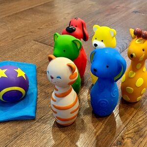 Melissa & Doug Animal Bowling Set